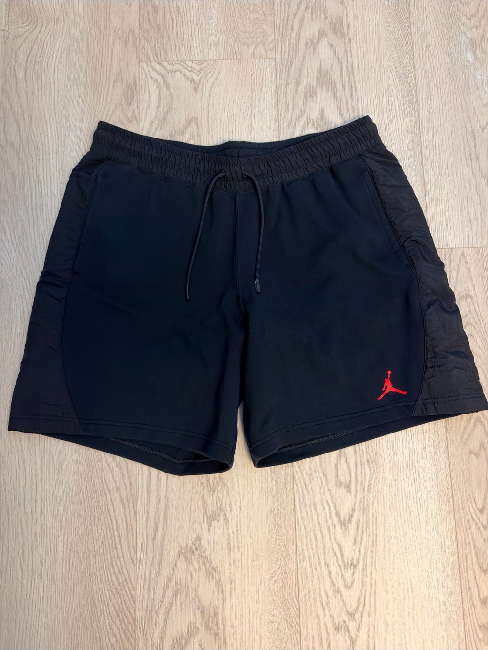 Gently used. Excellent condition. Men's Jordan shorts. Size XL
